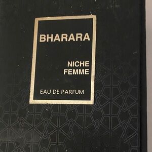 BHARARA Niche Femme Eau de Parfum - Black & Gold Box